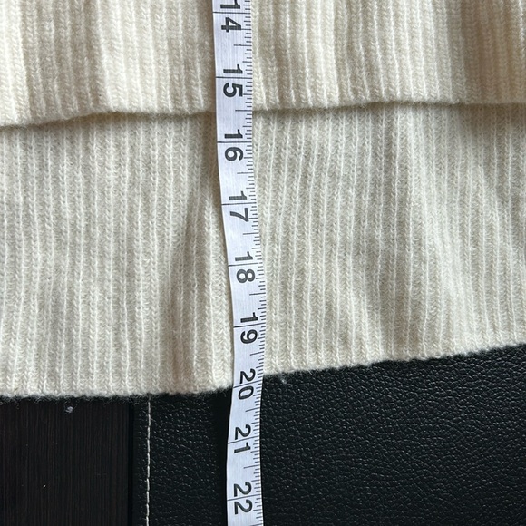 Anthropologie Cream Sleeveless Sweater Top - Picture 11 of 11
